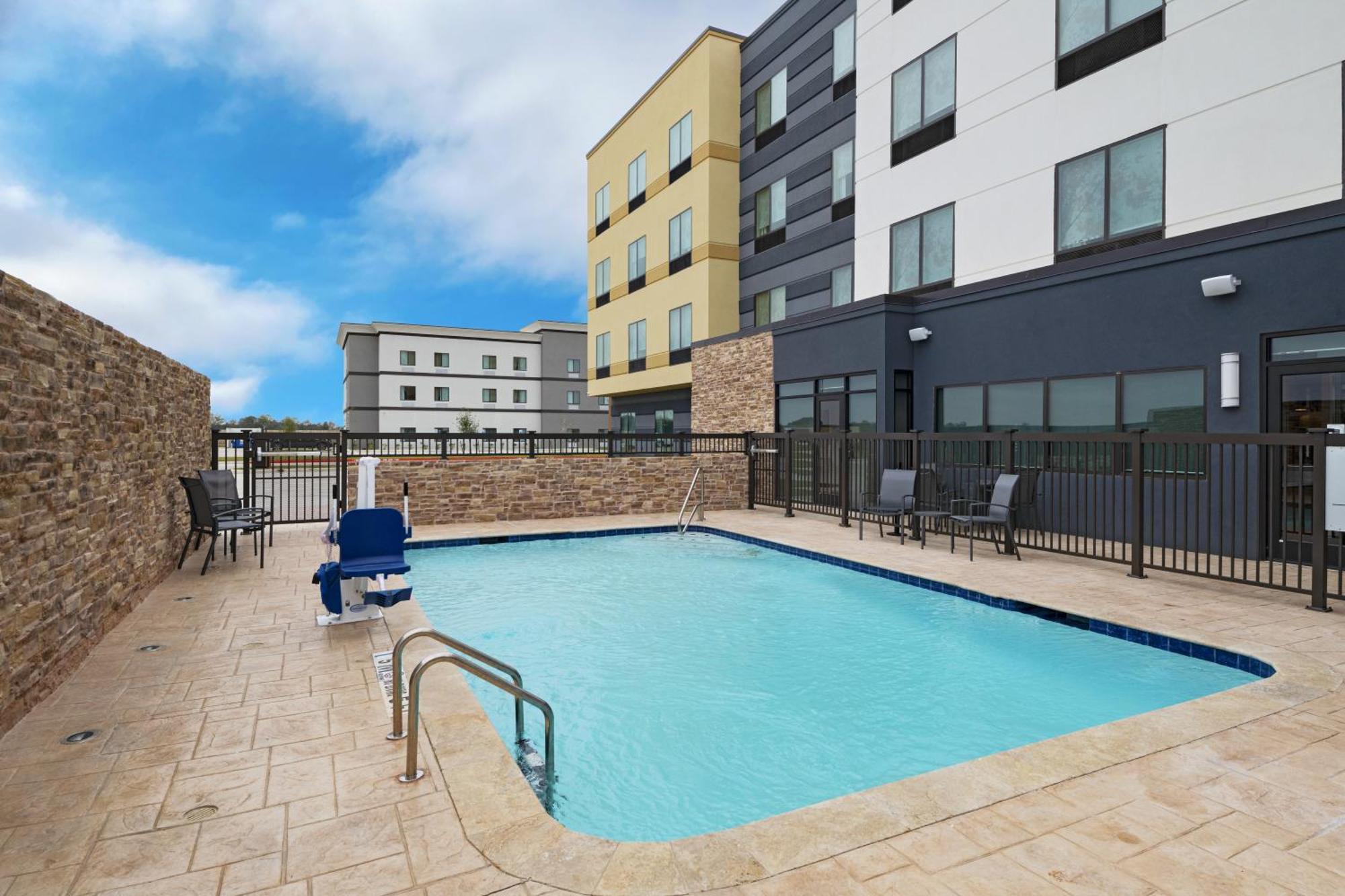 Fairfield By Marriott Inn & Suites Waller Extérieur photo